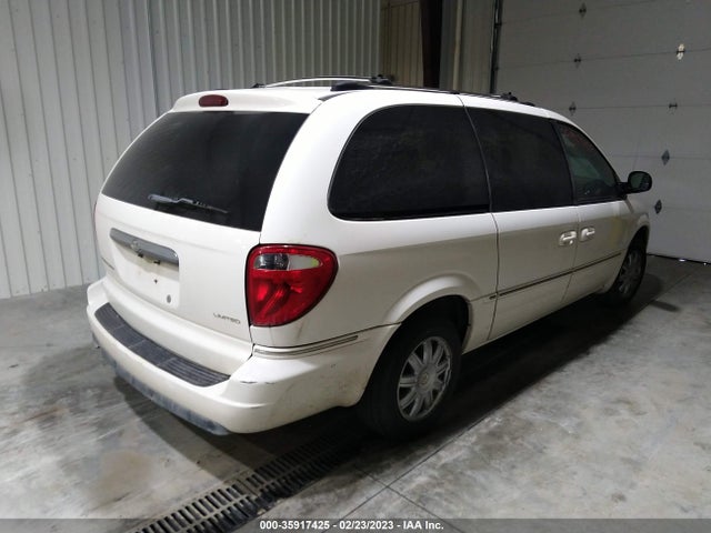 2C4GP64L95R433704 Chrysler Town & Country Limited