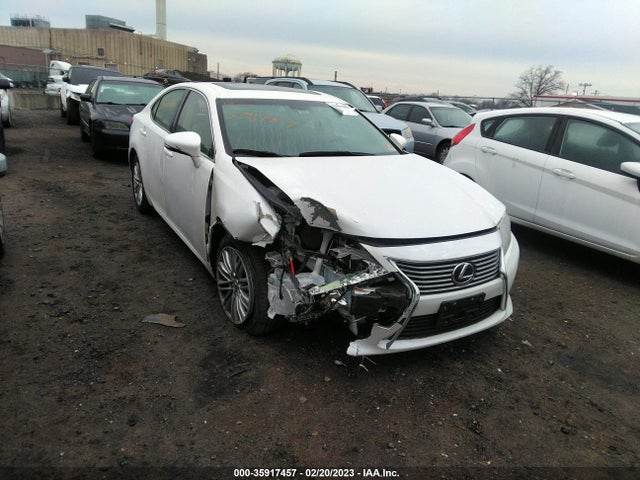 JTHBK1GG3F2193333 Lexus ES