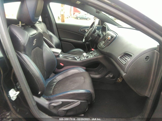 1C3CCCBBXFN596903 Chrysler 200 S