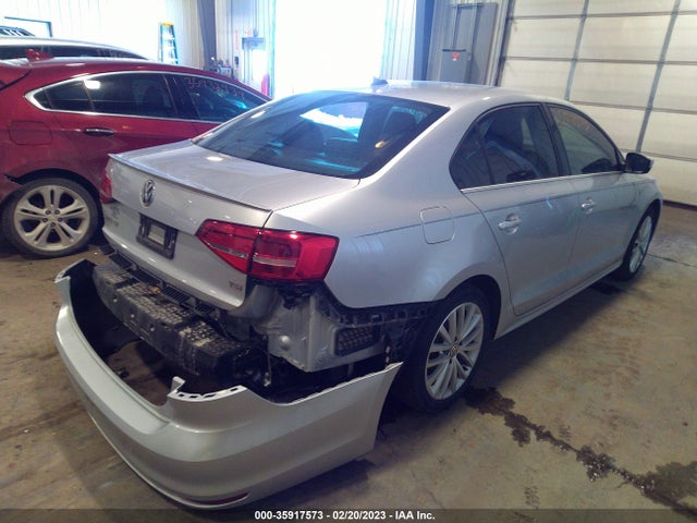 3VWD07AJ9FM242628 Volkswagen Jetta Sedan 1.8t Se