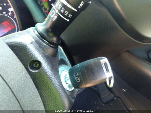 KNDJP3A56J7531384 KIA SOUL +