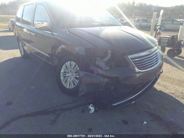 2C4RC1GG8ER273322 Chrysler Town & Country Limited