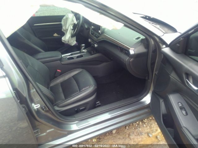 1N4BL4FV3KC101695 Nissan Altima 2.5 Platinum