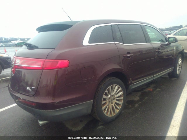 Lincoln MKT 2010 2LMHJ5FR1ABJ22742 Image 5