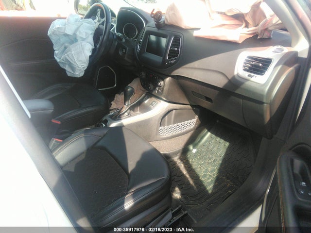 3C4NJCBB5LT230269 Jeep Compass Latitude