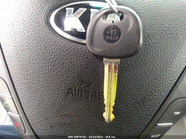 KNAFK4A63E5233778 KIA FORTE LX