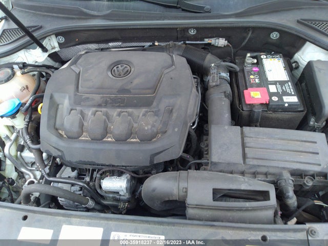 1VWAA7A30JC036836 Volkswagen Passat 2.0t S/r-line