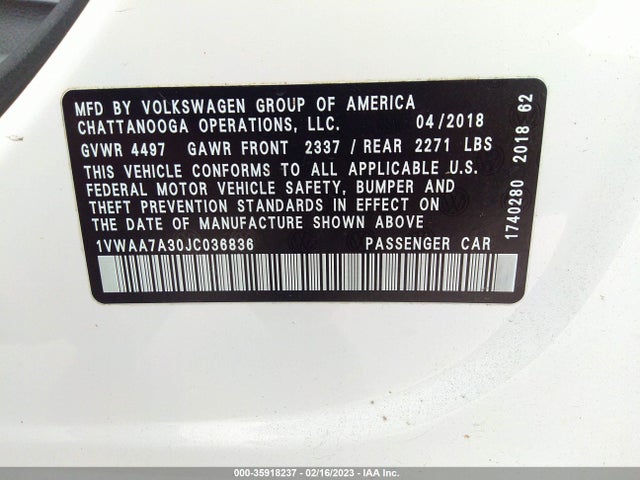 1VWAA7A30JC036836 Volkswagen Passat 2.0t S/r-line