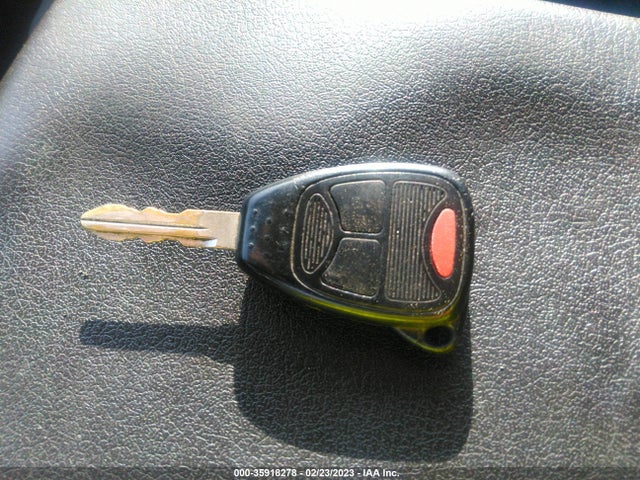 Dodge Nitro 2011 1D4PT2GK7BW590094 Image 3