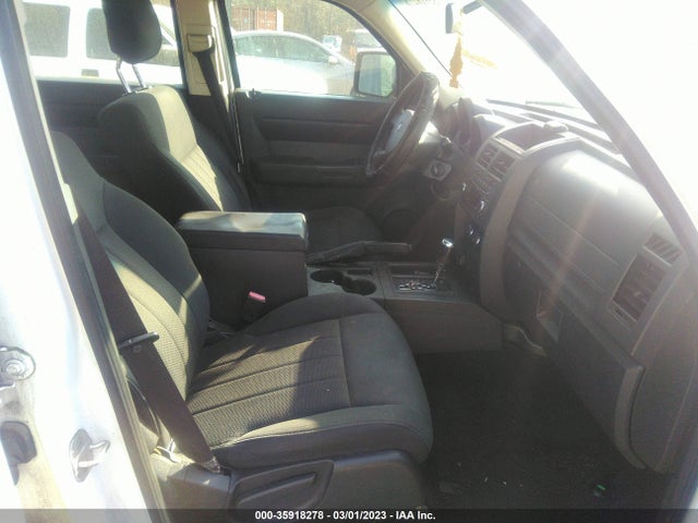 Dodge Nitro 2011 1D4PT2GK7BW590094 Image 6