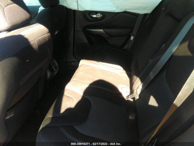 1C4PJLCB0MD146925 Jeep Cherokee Latitude