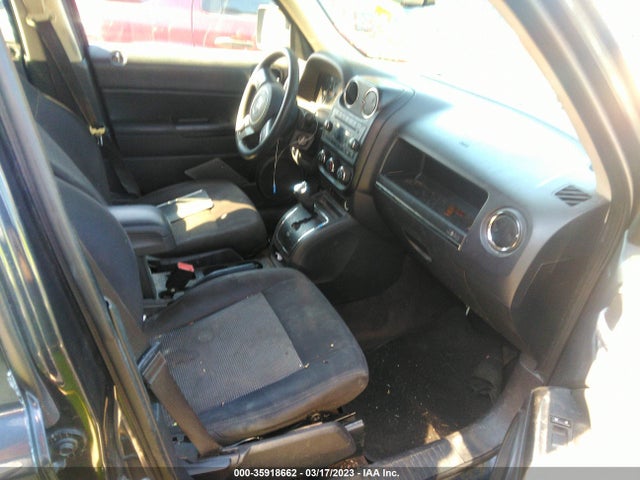 Jeep Patriot Altitude Edition 2015 1C4NJPBAXFD341621 Image 7