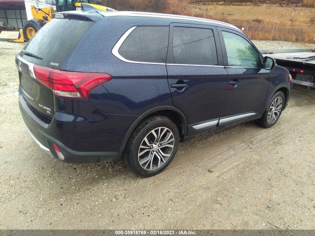 2017 Mitsubishi Outlander, VIN: JA4AZ3A35HZ060457