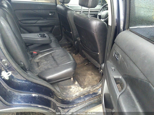 2017 Mitsubishi Outlander, VIN: JA4AZ3A35HZ060457