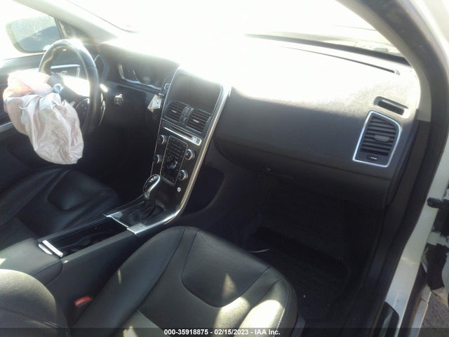 Volvo XC60 2015 YV4902RK8F2749730 Image 6