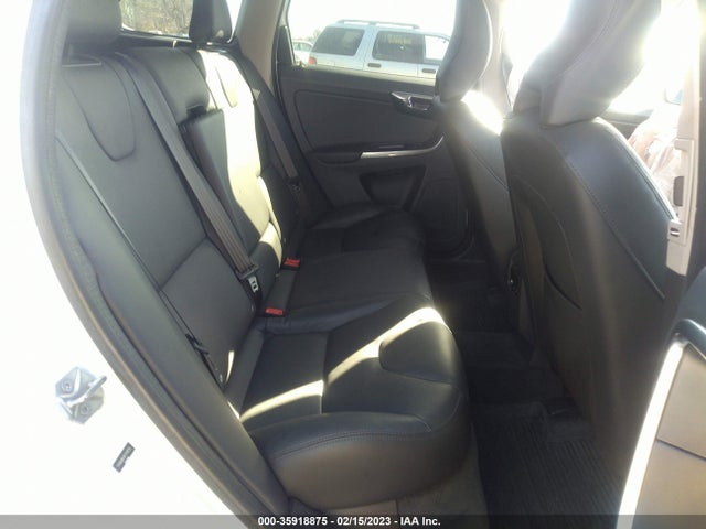 Volvo XC60 2015 YV4902RK8F2749730 Image 9