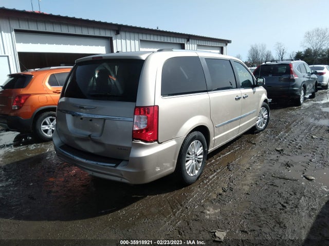2C4RC1GG6CR300515 Chrysler Town & Country Limited