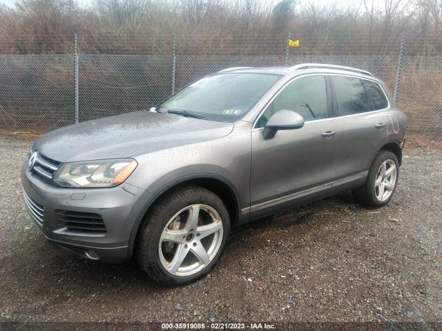 WVGFF9BP4BD000954 Volkswagen Touareg Sport