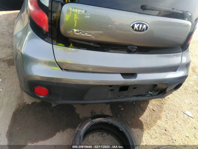 KNDJN2A24K7022935 KIA Soul Base
