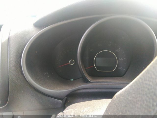 KNDJN2A24K7022935 KIA Soul Base