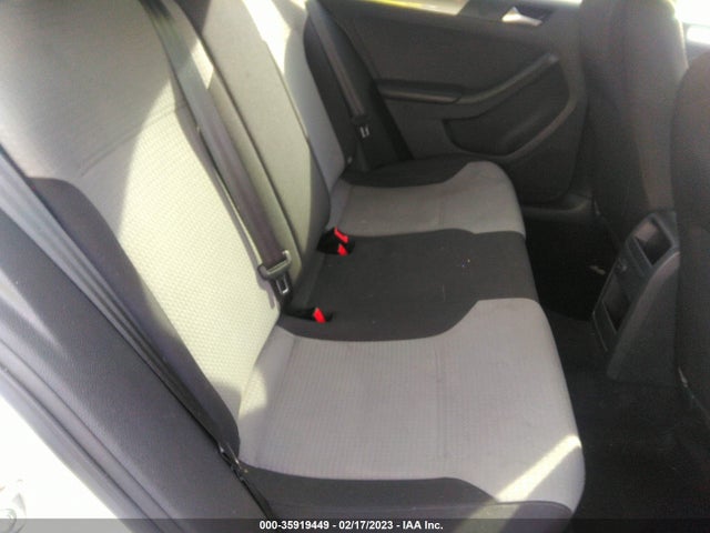 3VW2B7AJ3HM258053 Volkswagen Jetta 1.4t S