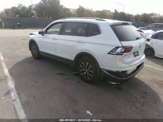 3VV2B7AX4MM002071 Volkswagen Tiguan Se/se R-line Black/sel