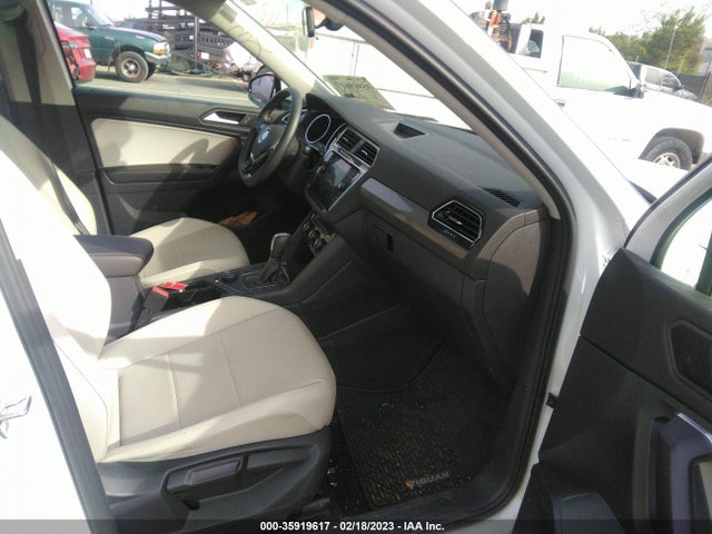 3VV2B7AX4MM002071 Volkswagen Tiguan Se/se R-line Black/sel