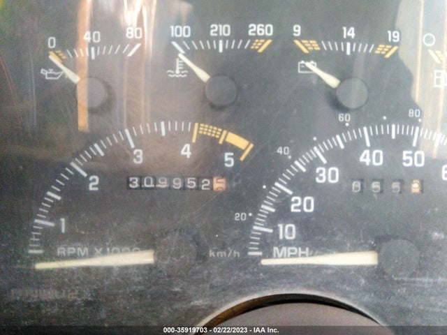 1994 CHEVROLET GMT-400 C2500 VIN: 1GCFC24H2RE213853