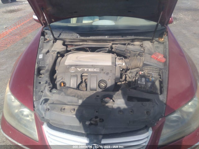 Acura RL 2005 JH4KB16585C010047 Image 11