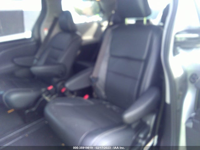 2018 TOYOTA SIENNA SE VIN: 5TDXZ3DCXJS924647