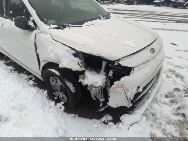 3KPA24AB6JE062856 KIA RIO S