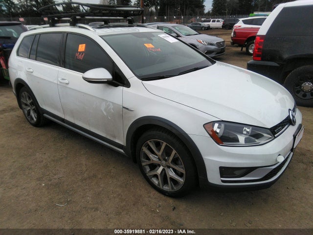 2017 Volkswagen Golf, VIN: 3VWH17AU2HM524377
