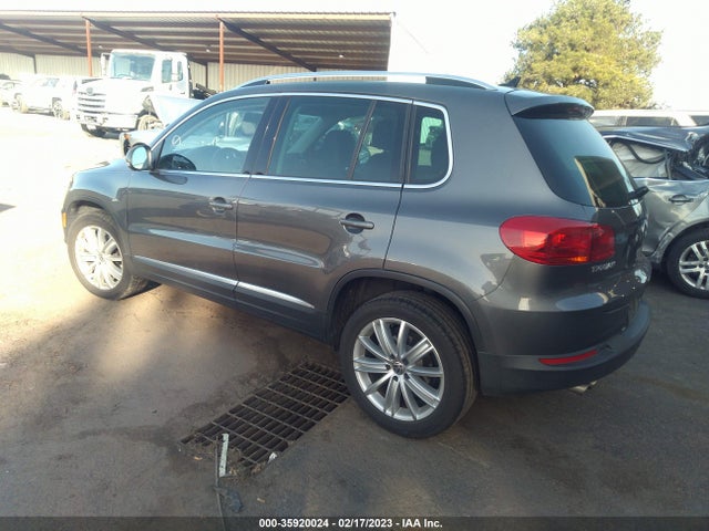 2012 VOLKSWAGEN TIGUAN SE W/SUNROOF & NAV VIN: WVGAV7AX6CW006179