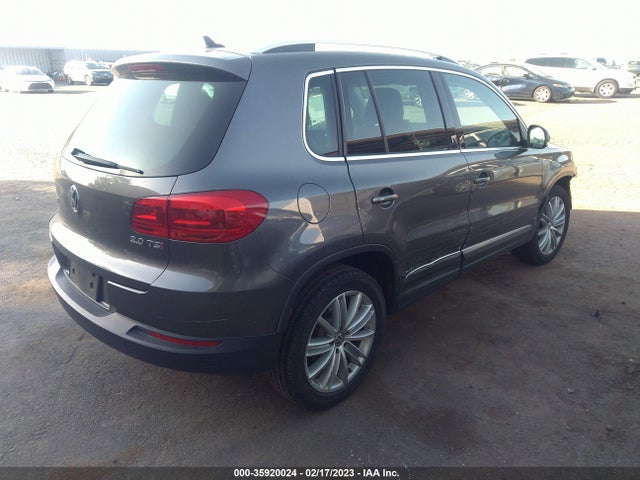 2012 VOLKSWAGEN TIGUAN SE W/SUNROOF & NAV VIN: WVGAV7AX6CW006179