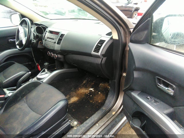 Mitsubishi Outlander Se 2013 JA4JT3AW1DU001943 Image 5