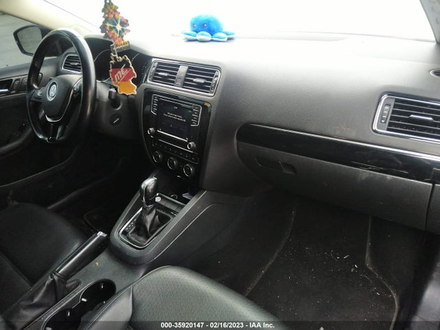 Volkswagen Jetta 2017 3VWL17AJ1HM215760 Image 5