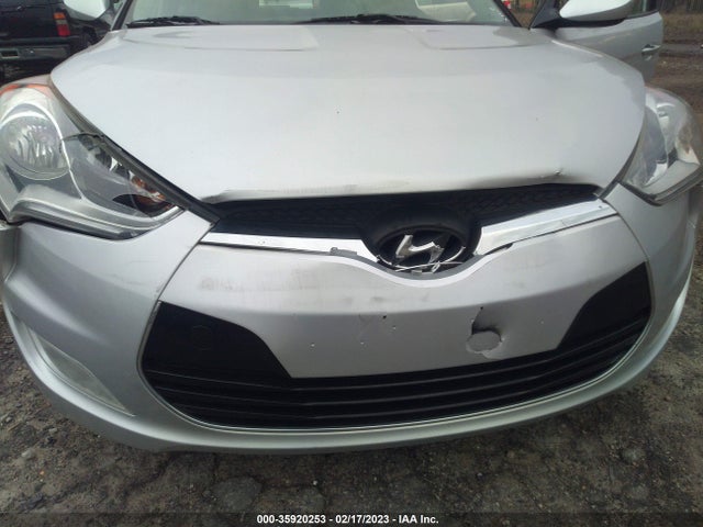 Hyundai Veloster W/black Int 2012 KMHTC6AD8CU032776 Image 7