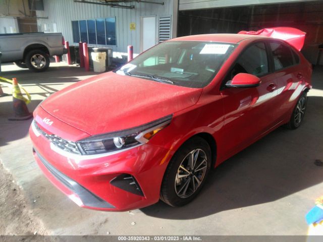 3KPF24AD8PE509879 KIA Forte Lxs