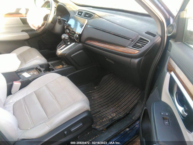 2018 Honda CR-V, VIN: 2HKRW2H85JH616745