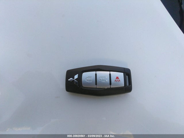 2022 MITSUBISHI OUTLANDER ES VIN: JA4J4TA88NZ016099