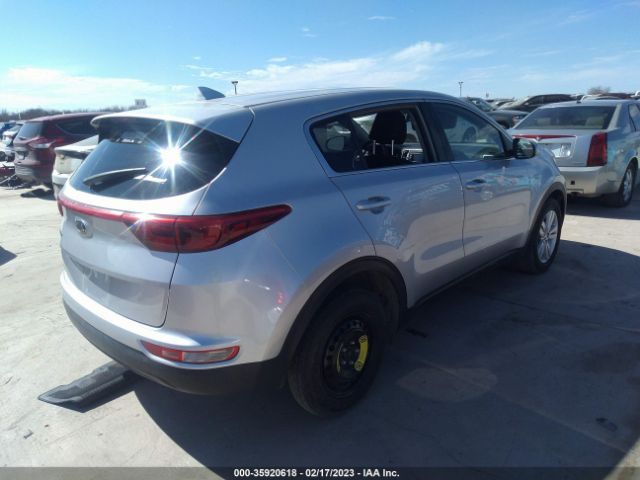 KNDPMCAC8J7382249 KIA Sportage Lx