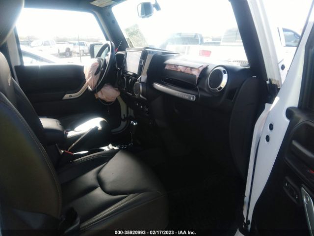 1C4AJWBG5GL149897 Jeep Wrangler Sahara