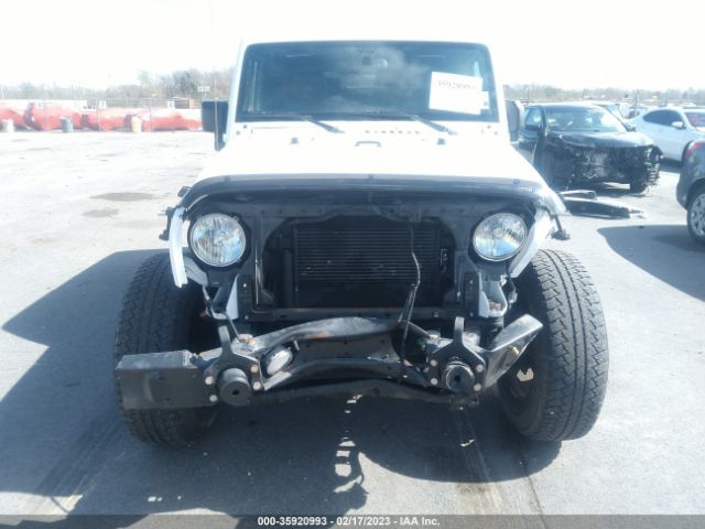 1C4AJWBG5GL149897 Jeep Wrangler Sahara