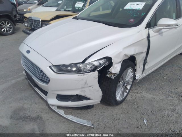 3FA6P0HD9FR170126 Ford FUSION SE