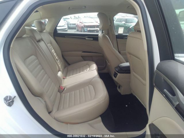 3FA6P0HD9FR170126 Ford FUSION SE