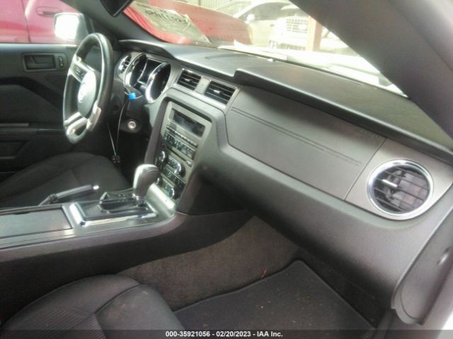 1ZVBP8AM1E5270172 Ford Mustang V6
