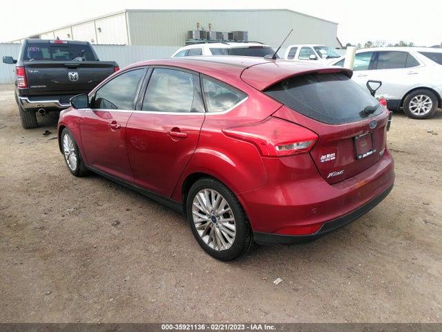 2015 Ford Focus, VIN: 1FADP3N26FL278181