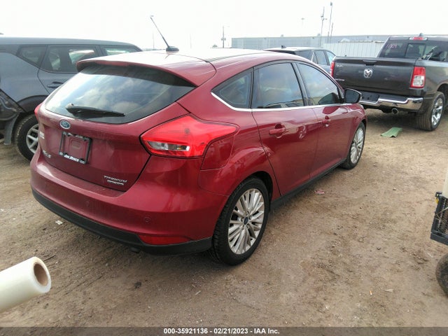 2015 Ford Focus, VIN: 1FADP3N26FL278181