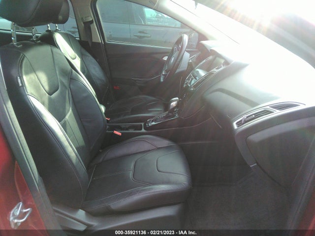 2015 Ford Focus, VIN: 1FADP3N26FL278181