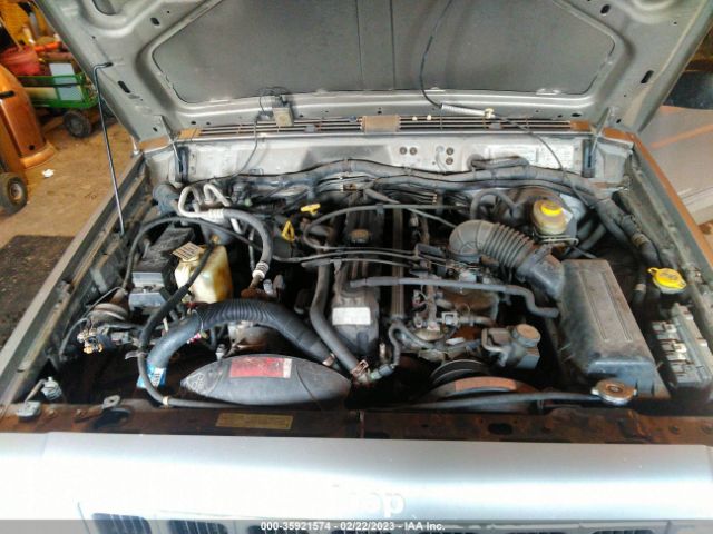 1J4FT48S61L571386 Jeep Cherokee Sport
